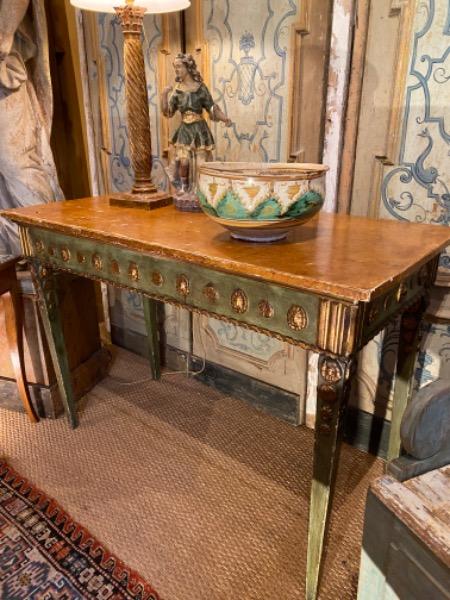 Console italienne ( Naples ) en bois sculpté XVIII ème