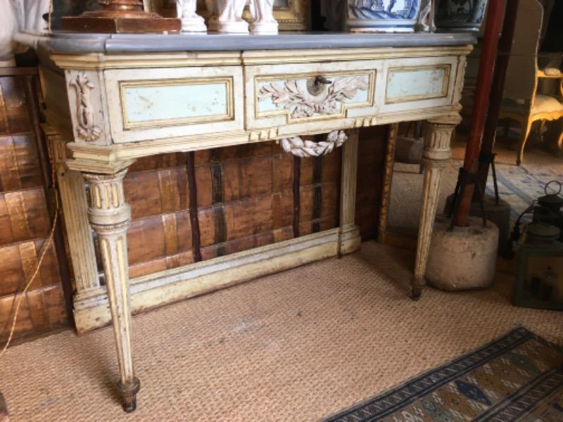 Console italienne ( Piémont ) avec un tiroir en ceinture Louis XVI dessus de marbre Bardiglio imperiale