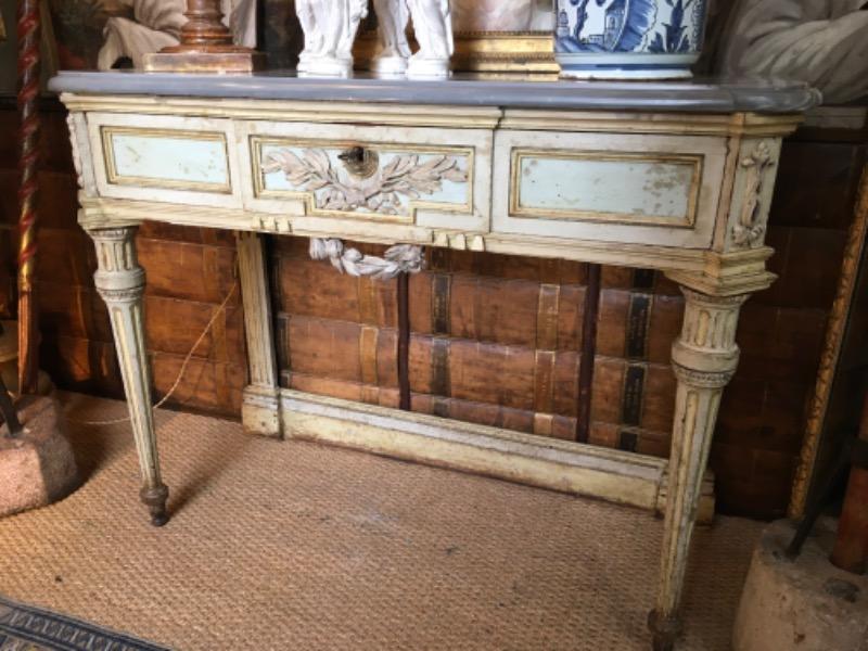 Console italienne ( Piémont ) avec un tiroir en ceinture Louis XVI dessus de marbre Bardiglio imperiale